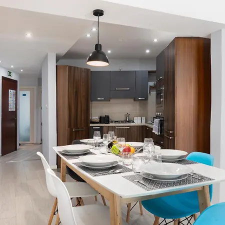 Modern Ensuite In Shared Near Balluta Bay Sliema Gzira Ubytování v soukromí *