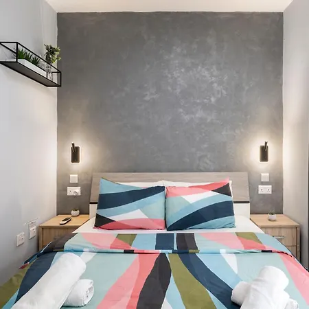 Modern Ensuite In Shared Near Balluta Bay Sliema Gzira Ubytování v soukromí Saint Julian's