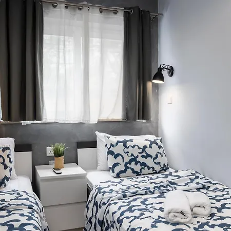 Ubytování v soukromí Modern Ensuite In Shared Near Balluta Bay Sliema Gzira