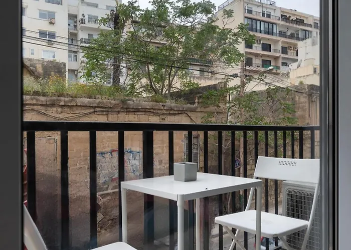 Modern Ensuite In Shared Near Balluta Bay Sliema Gzira * Saint Julian's