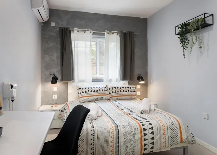 Modern Ensuite In Shared Near Balluta Bay Sliema Gzira * Saint Julian's