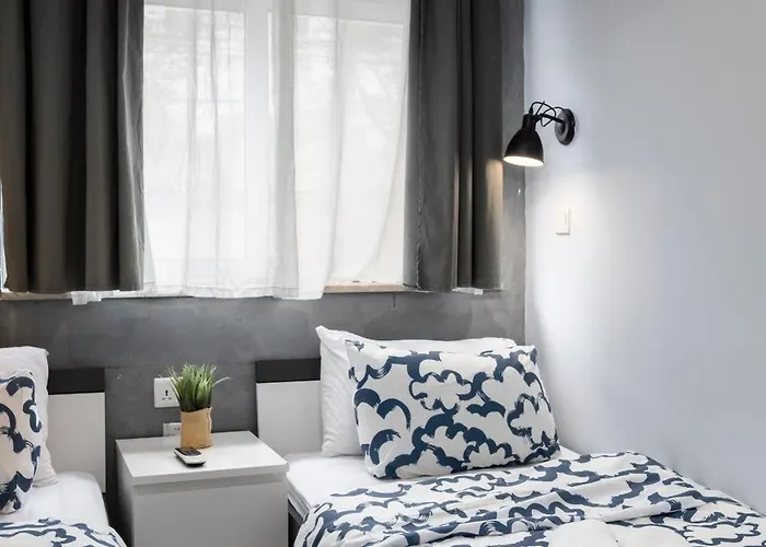 Homestay Modern Ensuite In Shared Near Balluta Bay Sliema Gzira