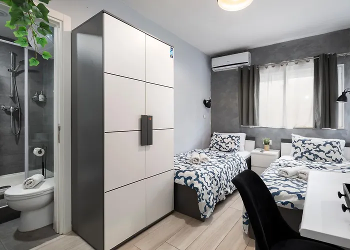 Homestay Modern Ensuite In Shared Near Balluta Bay Sliema Gzira Saint Julian's