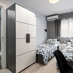 ホームステイ Modern Ensuite In Shared Near Balluta Bay Sliema Gzira Saint Julian's